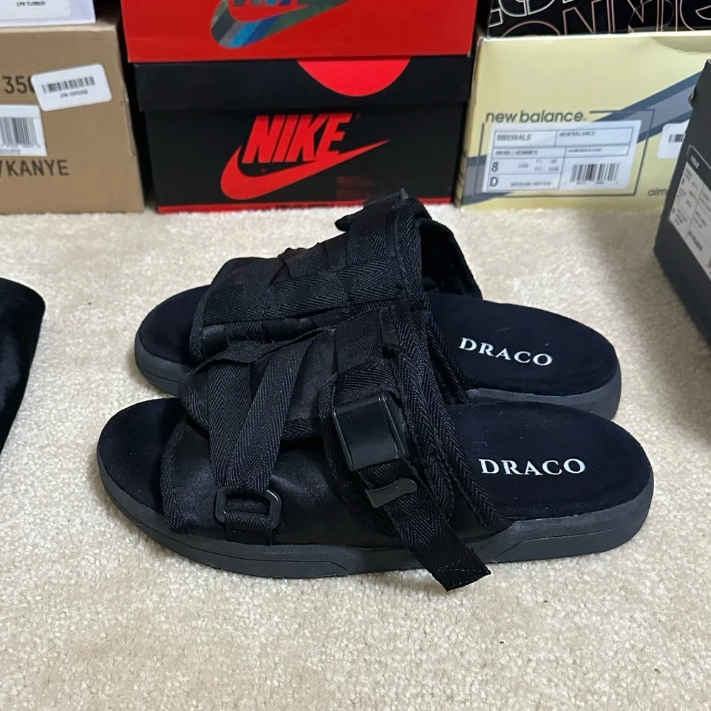 Men’s Black Slide Sandals fashion designer good condition size 7-8